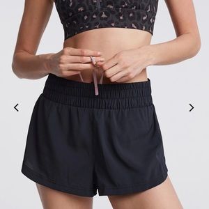 Varley Kallin Short - Black